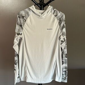 Hooded Simms Fishing Shirt - Small